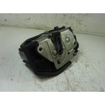 ZAKLEP  ZADAJ LEVA BMW 3 2006 318 I