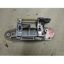 DOOR HANDLE OUTSIDE REAR RIGHT Toyota Yaris 2002 1.3