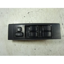 STIKALO STEKLA Toyota Corolla Verso 2007 2.2D4D 84820-0f030-00