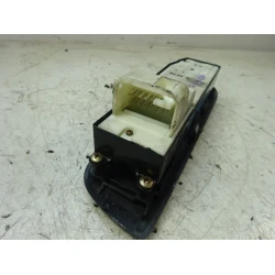 STIKALO STEKLA Toyota RAV4 2005 2.0D4D 84820-42180