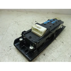 STIKALO STEKLA Toyota Corolla Verso 2007 2.2D4D 84820-0f030