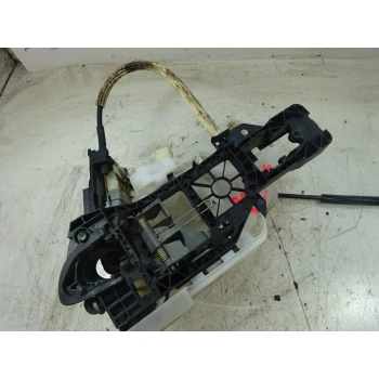 ZAKLEP  ZADAJ LEVA Volkswagen Passat 2013 1.6TDI VARIANT