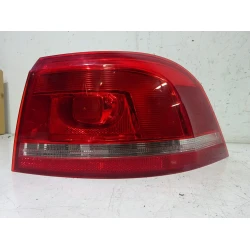 TAIL LIGHT RIGHT Volkswagen Passat 2013 1.6TDI VARIANT 3af945096e