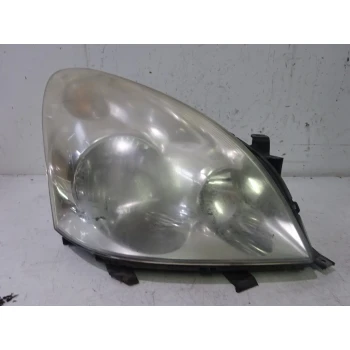 HEADLIGHT RIGHT Toyota Corolla Verso 2007 2.2D4D