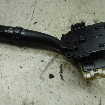 COLUMN SWITCH Toyota Corolla Verso 2007 2.2D4D 173650