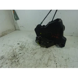 DOOR LOCK FRONT LEFT Suzuki GRAND VITARA 2006 1.9TD DOOR LOCK FRONT LEFT Suzuki GRAND VITARA 2006 1.9TD