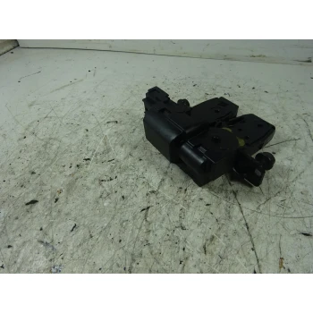 LOCK BOOT DOOR Nissan Qashqai 2015 