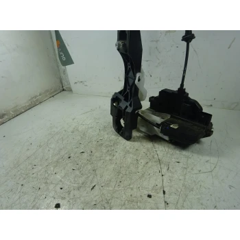 DOOR LOCK FRONT RIGHT Kia Cee'd 2009 1.6D