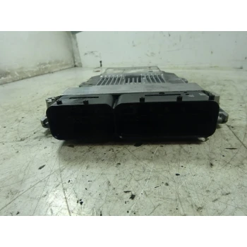 RAČUNALNIK MOTORJA Audi A6, S6 2004 3.2 4f1907559
