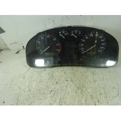 QUADRO STRUMENTI CONTACHILOMETRI Volkswagen Passat 1997 1.6 09051969901