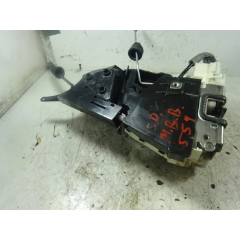 DOOR LOCK FRONT RIGHT Mercedes-Benz B-Klasse 2006 B 180 CDI