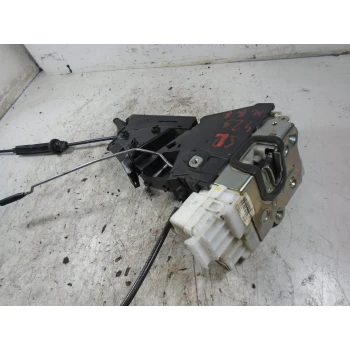 DOOR LOCK FRONT LEFT Mercedes-Benz B-Klasse 2009 180 CDI