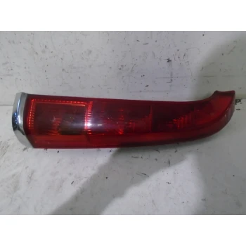FARO POSTERIORE DESTRO Honda Stream 2002 2.0 ES avt.