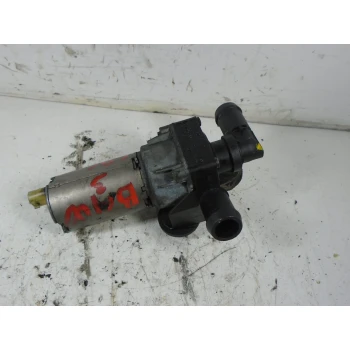 ČRPALKA VODE BMW 3 2007 320D COUPE 64116928246