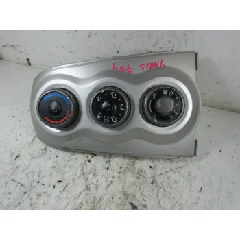 STIKALO GRETJA Toyota Yaris 2006 1.4 D 55406-0d190