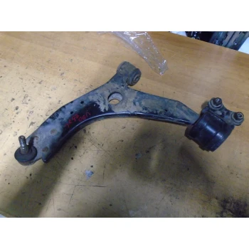 BRACCIO OSCILLANTE ANTERIORE SINISTRO Volvo S40/V50 2005 2.0TD