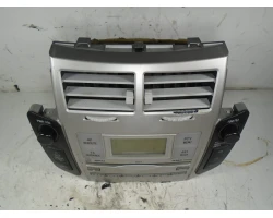 AUTORADIO Toyota Yaris 2006 1.3 8612000210