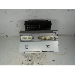 AUTORADIO Toyota Yaris 2006 1.3 8612000210
