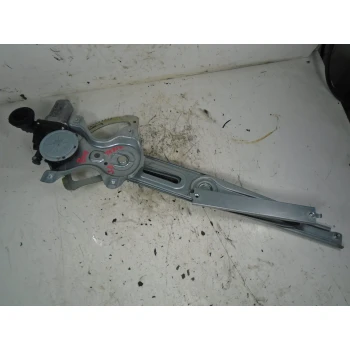 MECCANISMO ALZA VETRO ANTERIORE DESTRA Toyota Yaris 2006 1.3 av2621002330