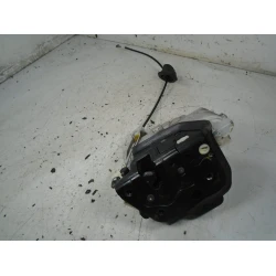 ZAKLEP  SPREDAJ DESNA Audi A4, S4 2006 2.0TDI AVANT AUT. 8e1837016