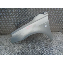 PARAFANGO SINISTRO Toyota Avensis 2003 2.0