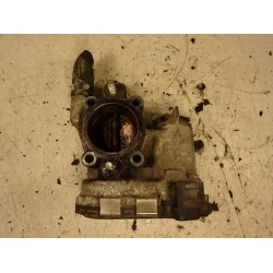 CORPO FARFALLATO Opel Corsa 2004 1.2