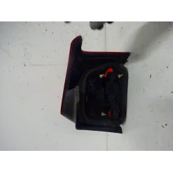 FARO POSTERIORE SINISTRO Toyota Avensis 2003 2.0