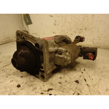 ZAGANJALNIK Chrysler Voyager 2001 2.5D m002t88471