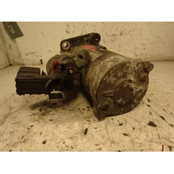 ZAGANJALNIK Chrysler Voyager 2001 2.5D m002t88471