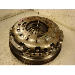 CLUTCH BMW 1 2007 120D 12405231