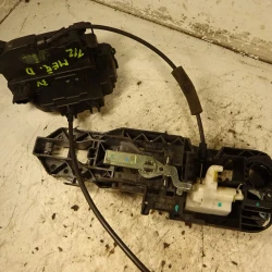 DOOR LOCK FRONT RIGHT Renault MEGANE III  2009 COUPE 1.6 16V 806060041r