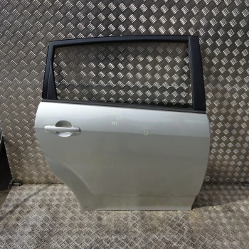 DOOR REAR RIGHT Toyota Corolla Verso 2007 2.2D4D