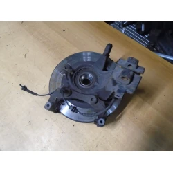 WHEEL HUB COMPLETE FRONT LEFT Citroën C3 2010 1.4VTTI PICASSO