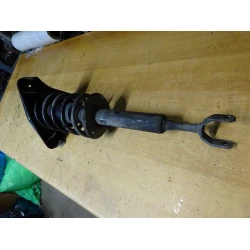 AMMORTIZATORE ANTERIORE Volkswagen Passat 1997 1.8T