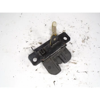 CHIUSURA SERRATURA COFANO Volkswagen Golf 2000 1.9TDI