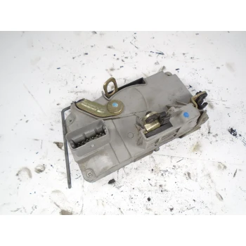 ZAKLEP SP LEVA Peugeot 206 2000 1.6