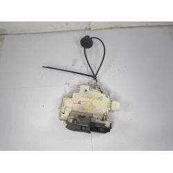 ZAKLEP  SPREDAJ DESNA Audi A4, S4 2005 2.0TDI AVANT