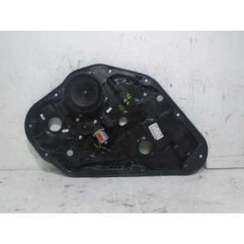 MEHANIZEM ŠIPE  ZADAJ DESNA Hyundai i30 2016 1.6CRDI 83481A6010 83460A5000