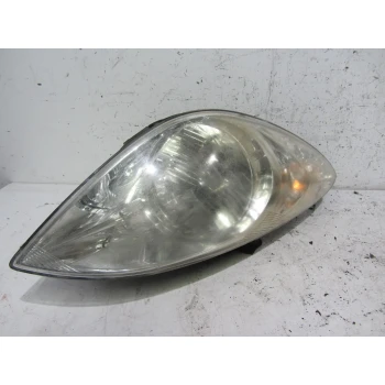 HEADLIGHT RIGHT Hyundai i20 2012 1.2 921024P000