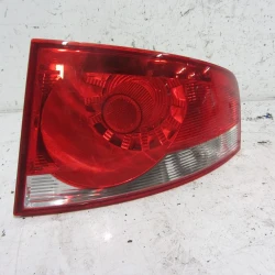 STOP LUČ DESNA Seat Altea 2012 XL 2.0TDI STOP LUČ DESNA Seat Altea 2012 XL 2.0TDI