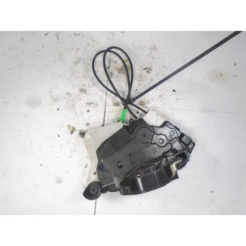 CHIUSURA SERRATURA PORTA ANTERIORE DESTRA Toyota Yaris 2011 1.0
