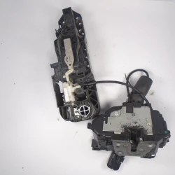 DOOR LOCK FRONT RIGHT Renault MEGANE III  2013 GRANDTOUR 1.2 16V 806060041r