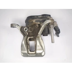 ZAV. CILINDER ZADAJ DESNO Toyota C-HR 2020 1.8 CVT HIBRID 46310-f4011
