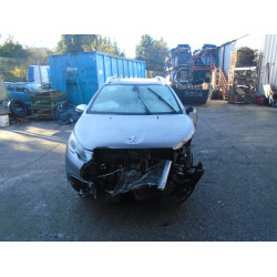 CAR FOR PARTS Peugeot 2008 2016 1.6 HDI 