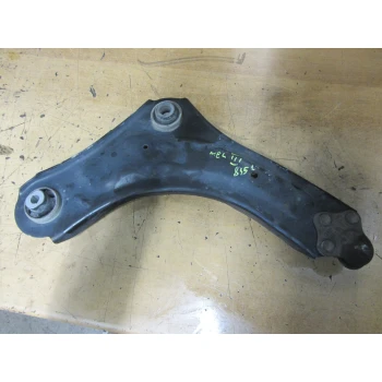 BRACCIO OSCILLANTE ANTERIORE SINISTRO Renault MEGANE III  2008 1.5DCI