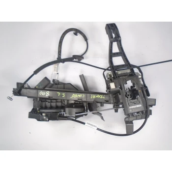ZAKLEP SP LEVA Ford Transit 2016 CONNECT 1.5D am5a-u21813-ae