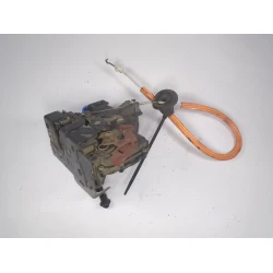 ZAKLEP  SPREDAJ DESNA Audi A3, S3 2003 1.9TDI 4e1837016