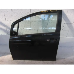 DOOR FRONT LEFT Toyota Yaris 2009 1.0