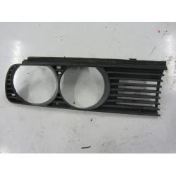 OKRASNA MASKA BMW 3 1988 316