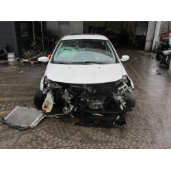 CAR FOR PARTS Renault CLIO III 2012 1.2 16V 